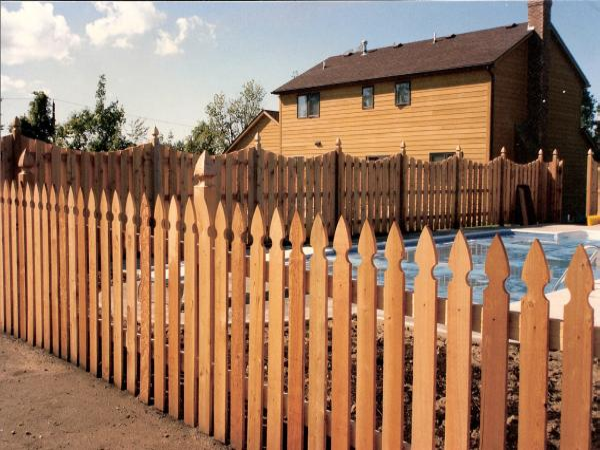 wood-picket-fences